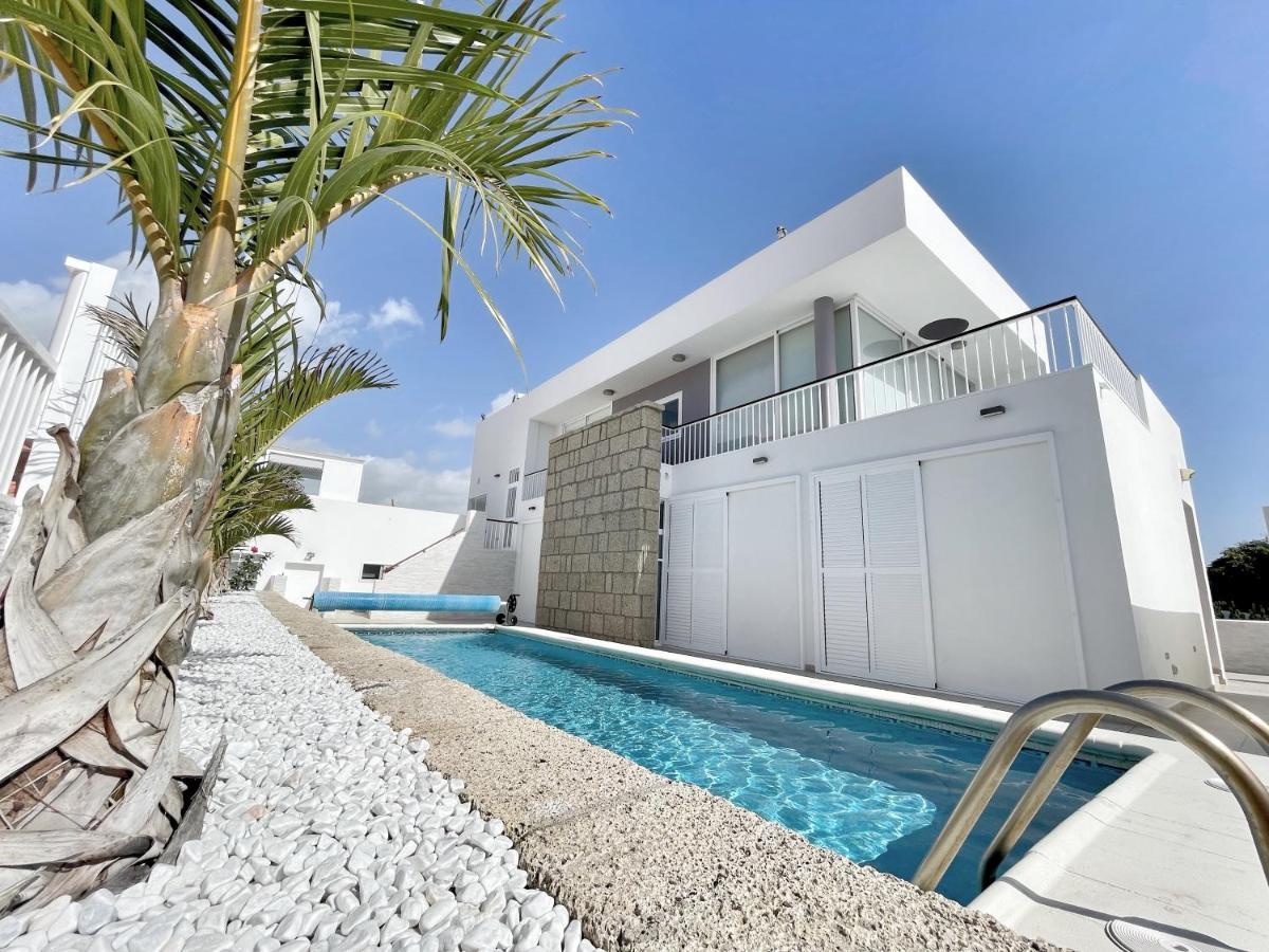 Modern 3Bdr Villa With Heated Pool El Medano  Exterior photo