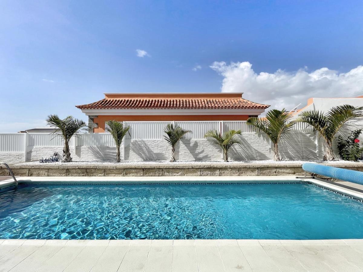 Modern 3Bdr Villa With Heated Pool El Medano  Exterior photo